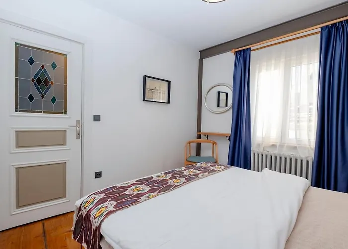 Cosy With Lofty Ceilings Apartment Istanbul